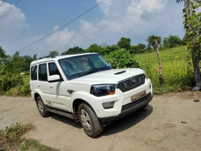 Mahindra Scorpio S6+