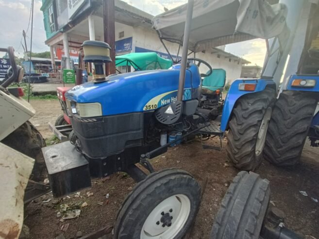 New Holland 3510